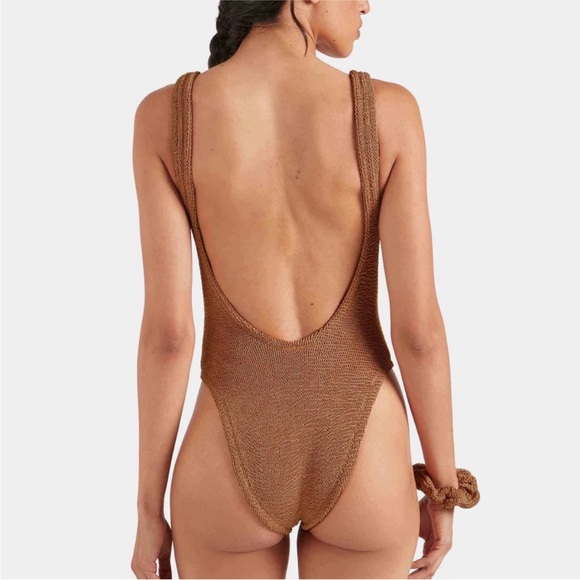 Hunza G - Picture 2 of 7